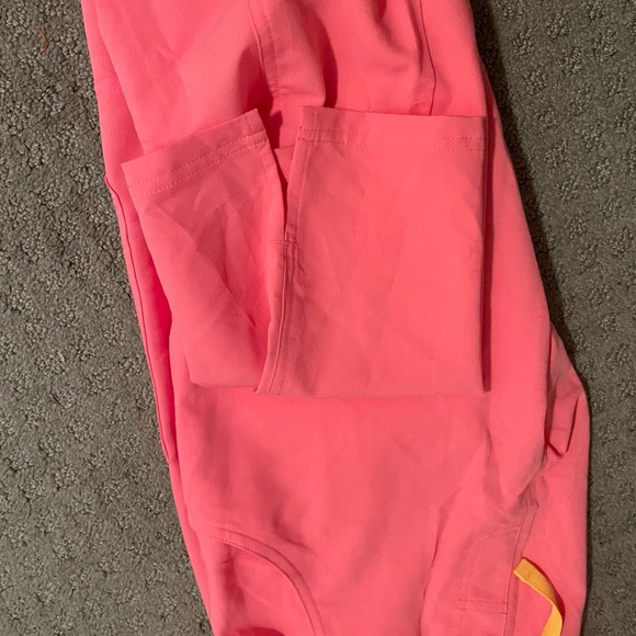 Figs neon pink scrub top and bottom - Picture 4 of 4